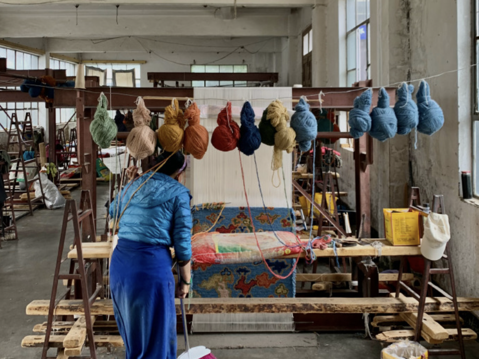 中美合资喀瓦坚地毯羊毛工艺品有限公司
